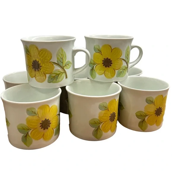 Vintage 1973 Royal Doulton Lambeth Stoneware Summer Days Pattern Set Of 8 Mugs - Picture 1 of 14